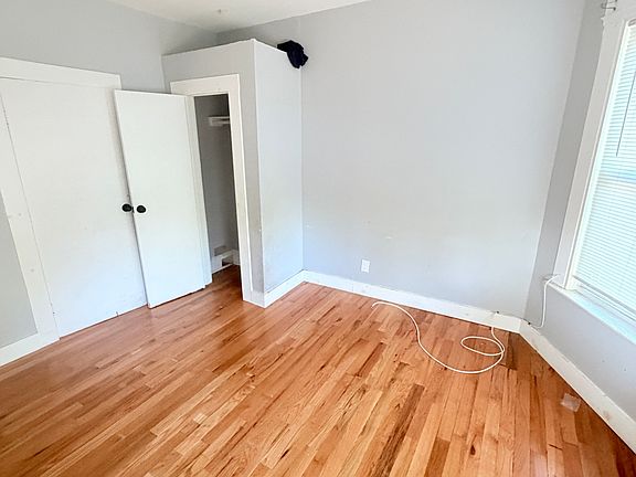 2nd image of 161 Lamberton St #3
