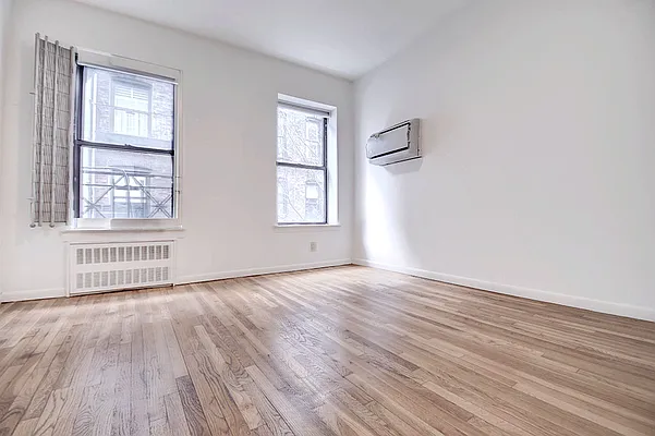 Rented by Urbane Brokerage | media 16