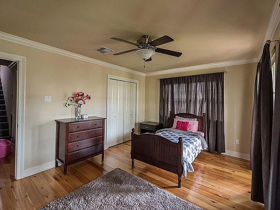4th image of 6868 Orleans Ave