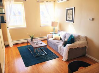 2232 Green St APT 1R, Philadelphia, PA 19130
