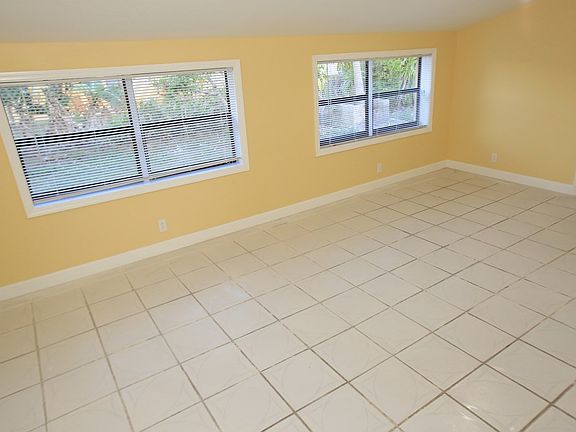 3rd image of 2521 NW 26th Ct