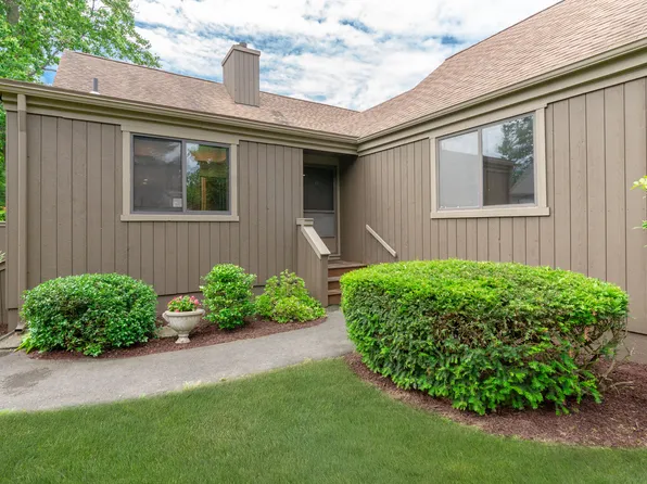 543 North Trl #B, Stratford, CT 06614