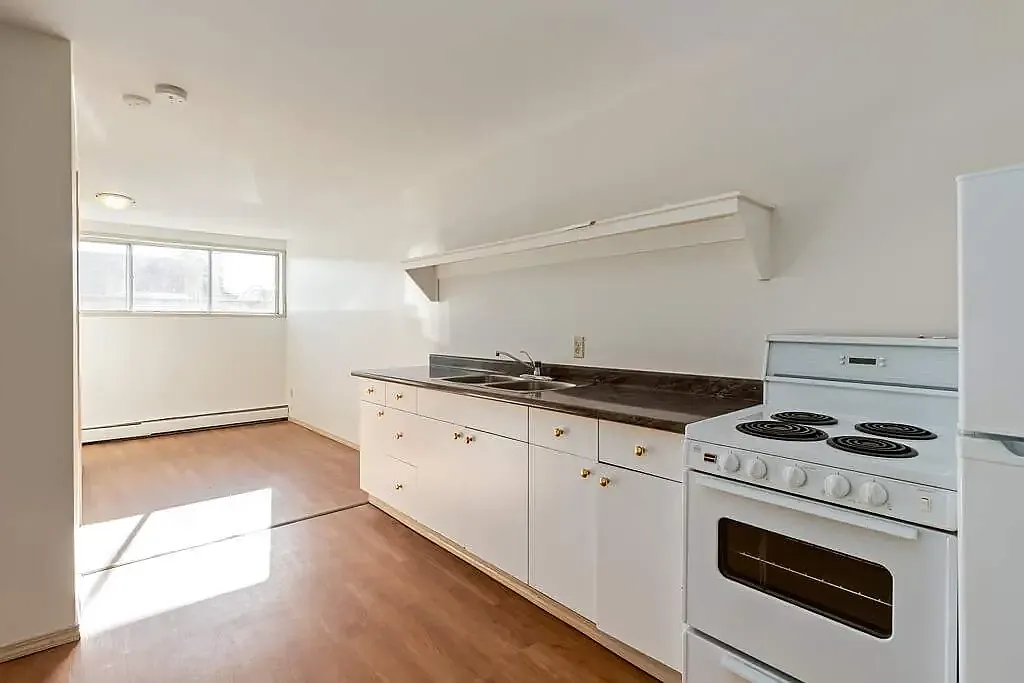 Central Apartments — Photo 1