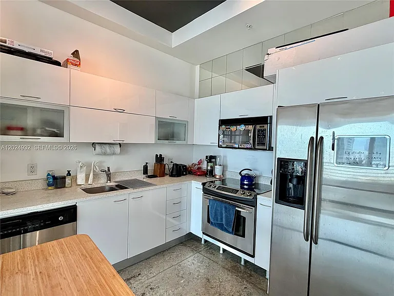 133 NE 2nd Ave #1909 — Photo 4