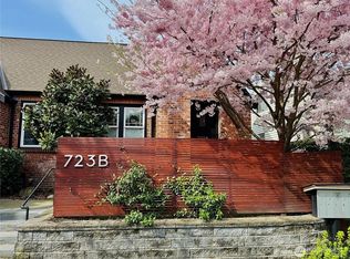 723 26th Ave #B, Seattle, WA 98122