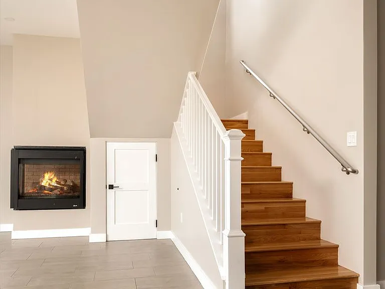 Chino St — Photo 17