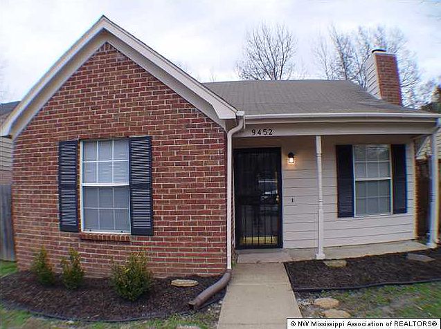 1st image of 9452 Village Pointe Dr