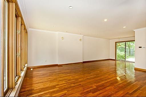 3rd image of 1346 N Indigo Dr
