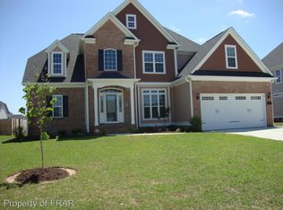 5313 Pride Ln, Hope Mills, NC 28348