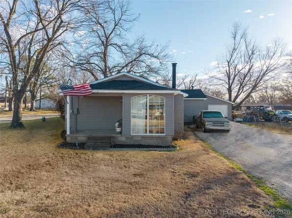 701 S 4th St, Morris, OK 74445