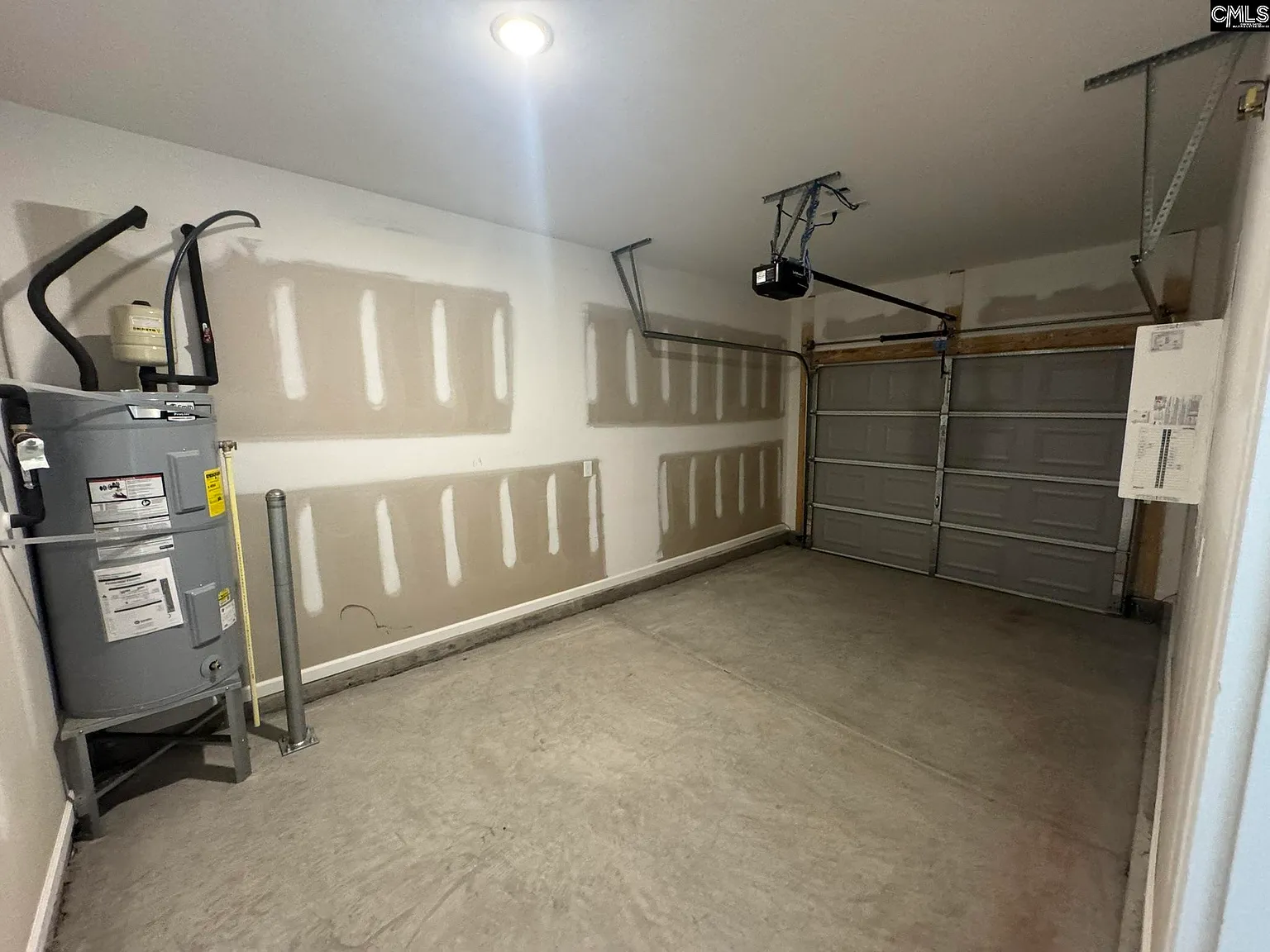 3 bed, 1362 sqft, $1,895 — Photo 3