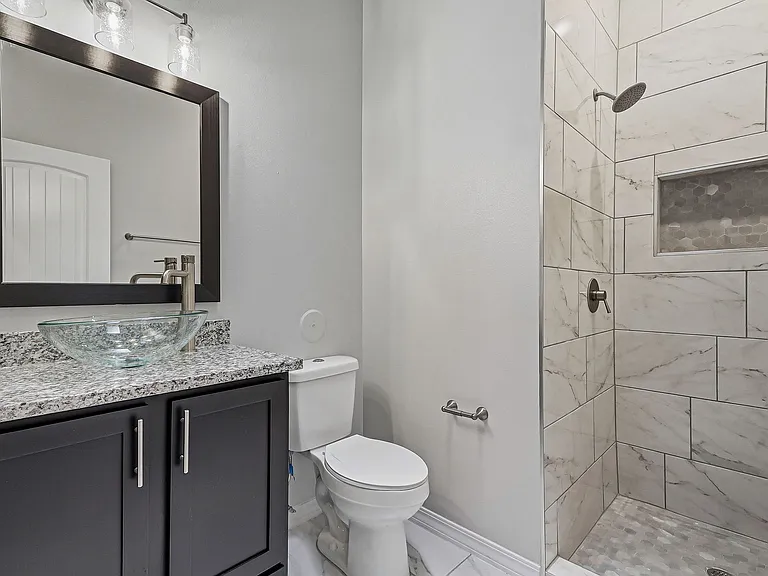 13349 Cinderford Ave — Photo 9
