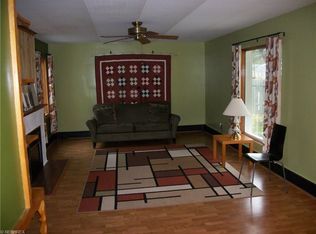 1706 Dover Ave, Dover, OH 44622