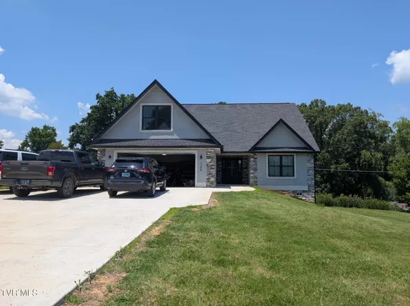 1148 Biltmore Pl, Piney Flats, TN 37686