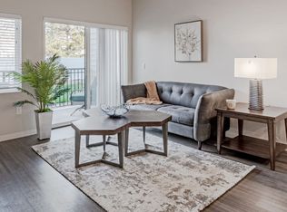 4143 Centerville Rd #2105, Saint Paul, MN 55127