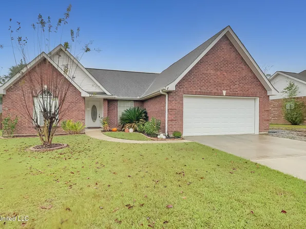 14243 Oakview Cir, Vancleave, MS 39565