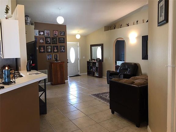 3rd image of 844 Brightview Dr