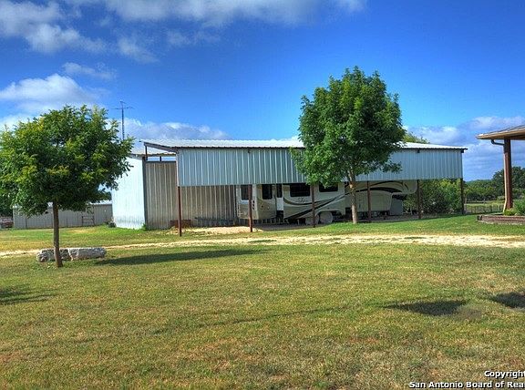 3rd image of 138 Boardwalk Dr