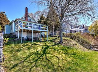 35 Hanson Rd, Barrington, RI 02806