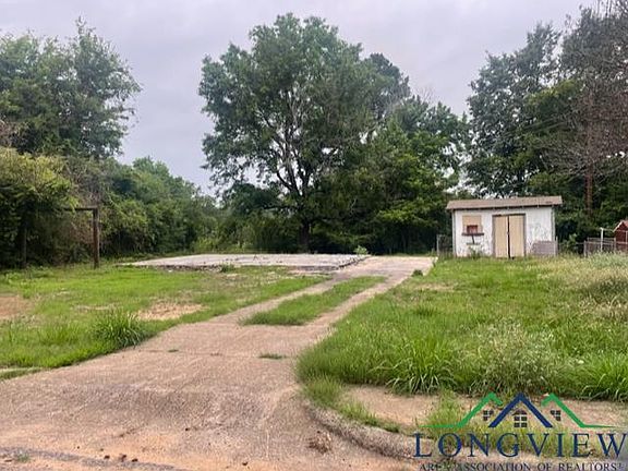 2nd image of 157 Ponder Ave