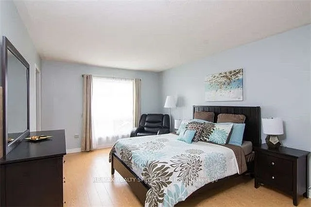 10 Treepark St #MAIN 2ND — Photo 9