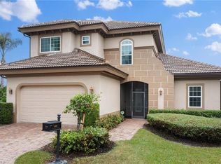 6172 Dogleg Dr, Naples, FL 34113