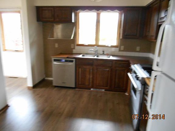 4th image of 20680 University Ave NE