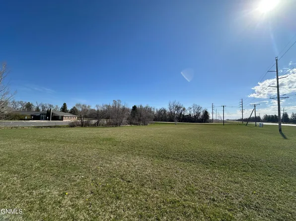 2nd St SE, Jamestown, ND 58401