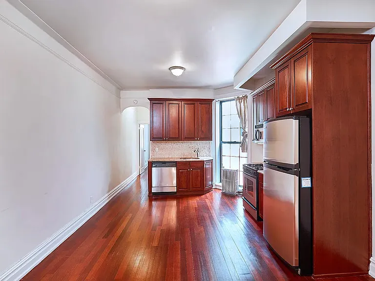 155 E 85th St #3 — Photo 1