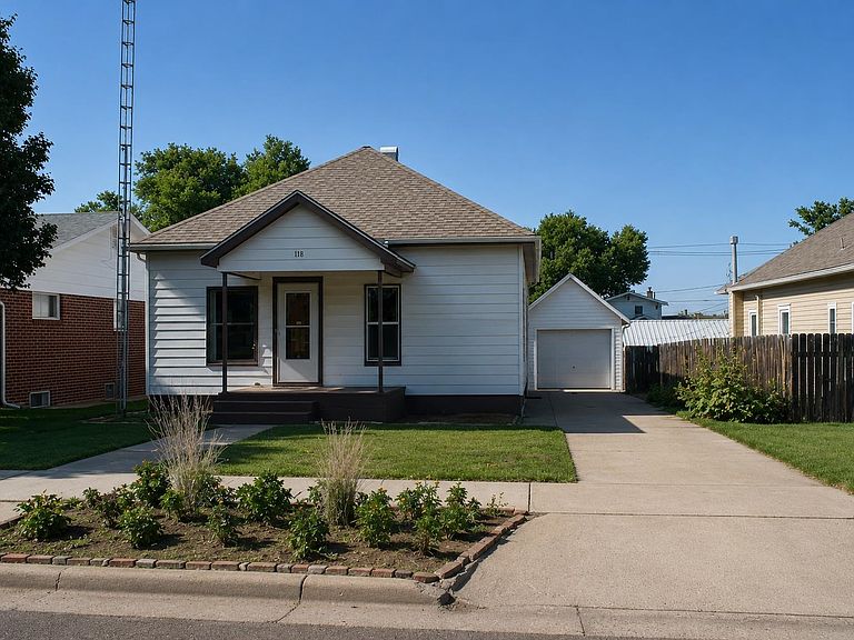 Listing photo 2