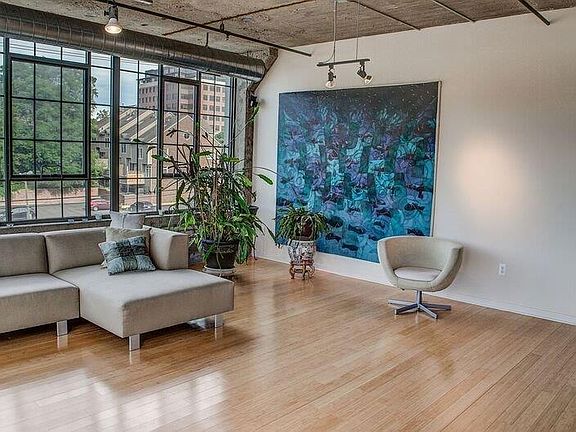 3rd image of 315 2nd St APT 310