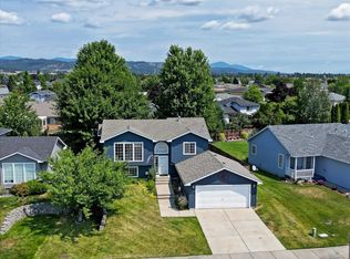 1710 N McMillan Ln, Greenacres, WA 99016