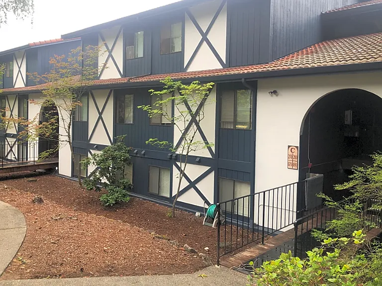 Orchard Park: Quiet Community in Port Orchard — Photo 37