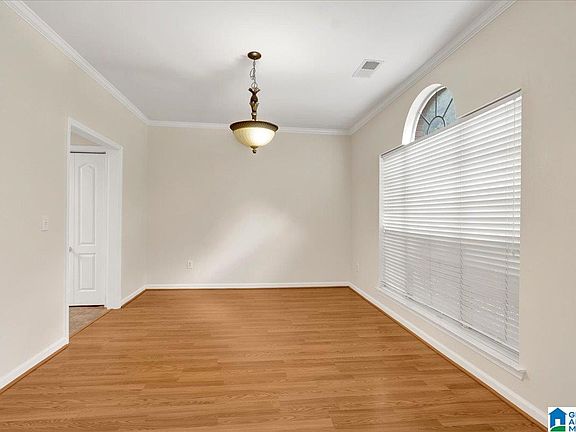 5th image of 101 Windsor Ridge Dr