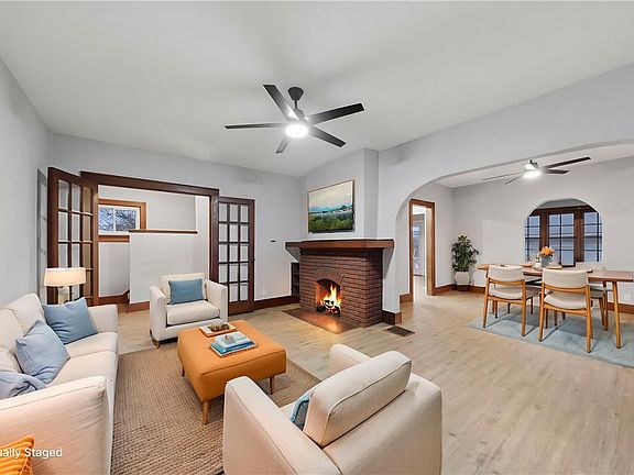 5th image of 2225 Rosemont Blvd