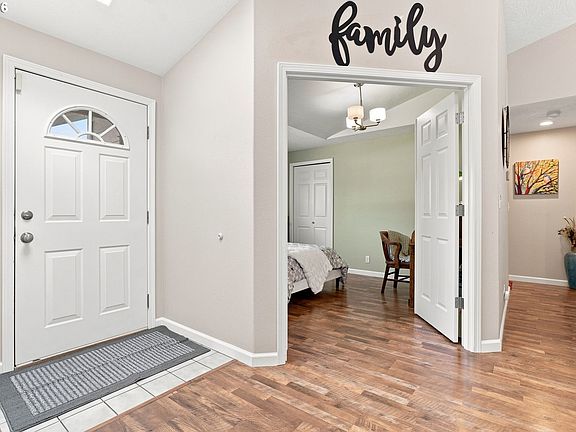 3rd image of 723 71st St