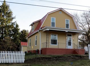 819 7th St, Beaver Falls, PA 15010