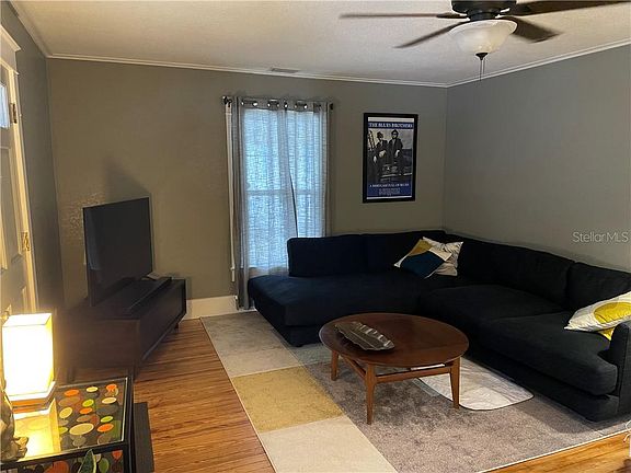 4th image of 645 N Orange Ave