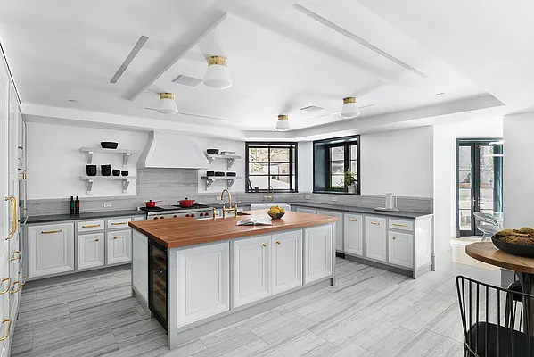 Sold by Compass | media 13