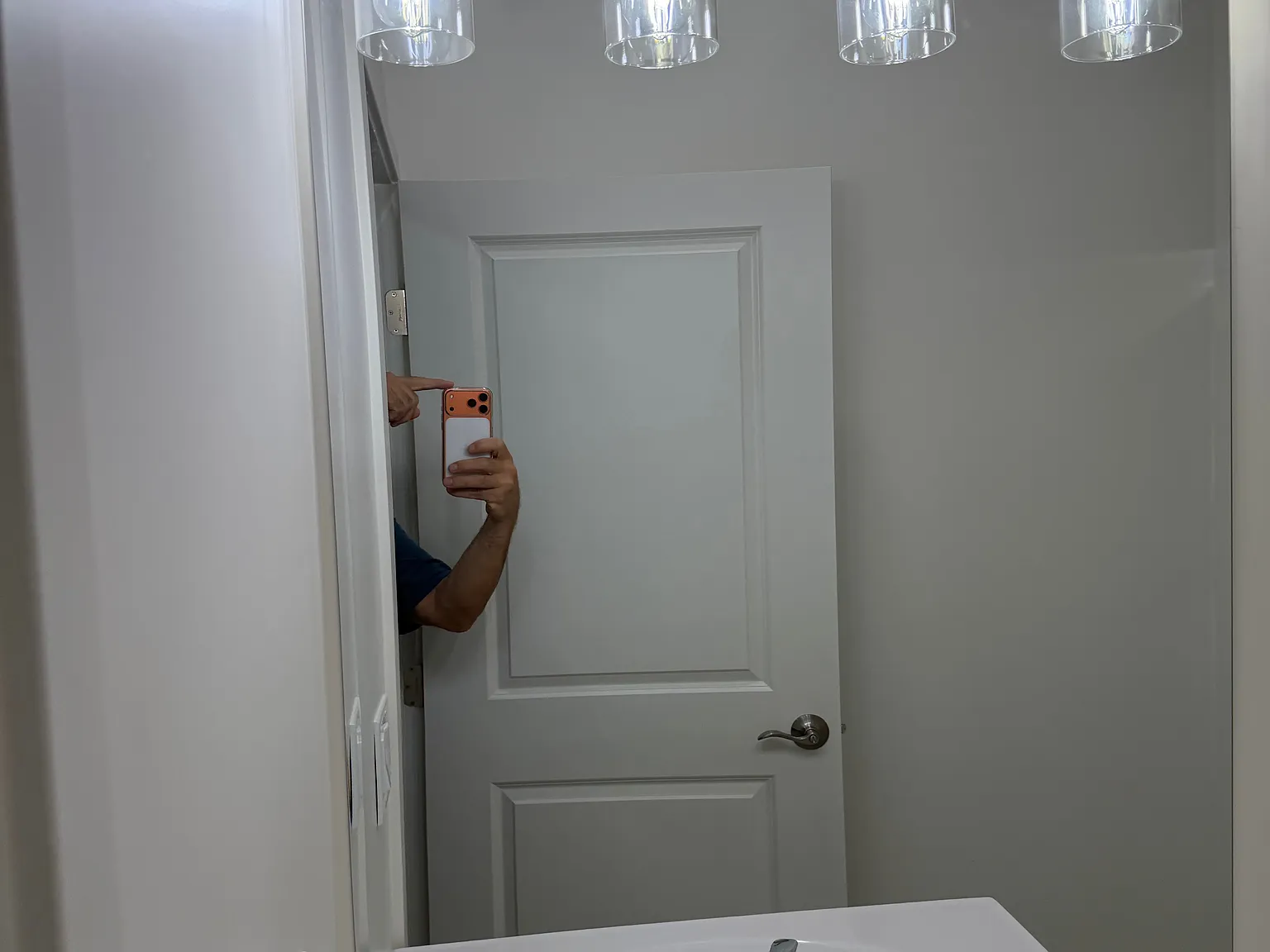 2 bed, 822 sqft, $3,500 — Photo 3