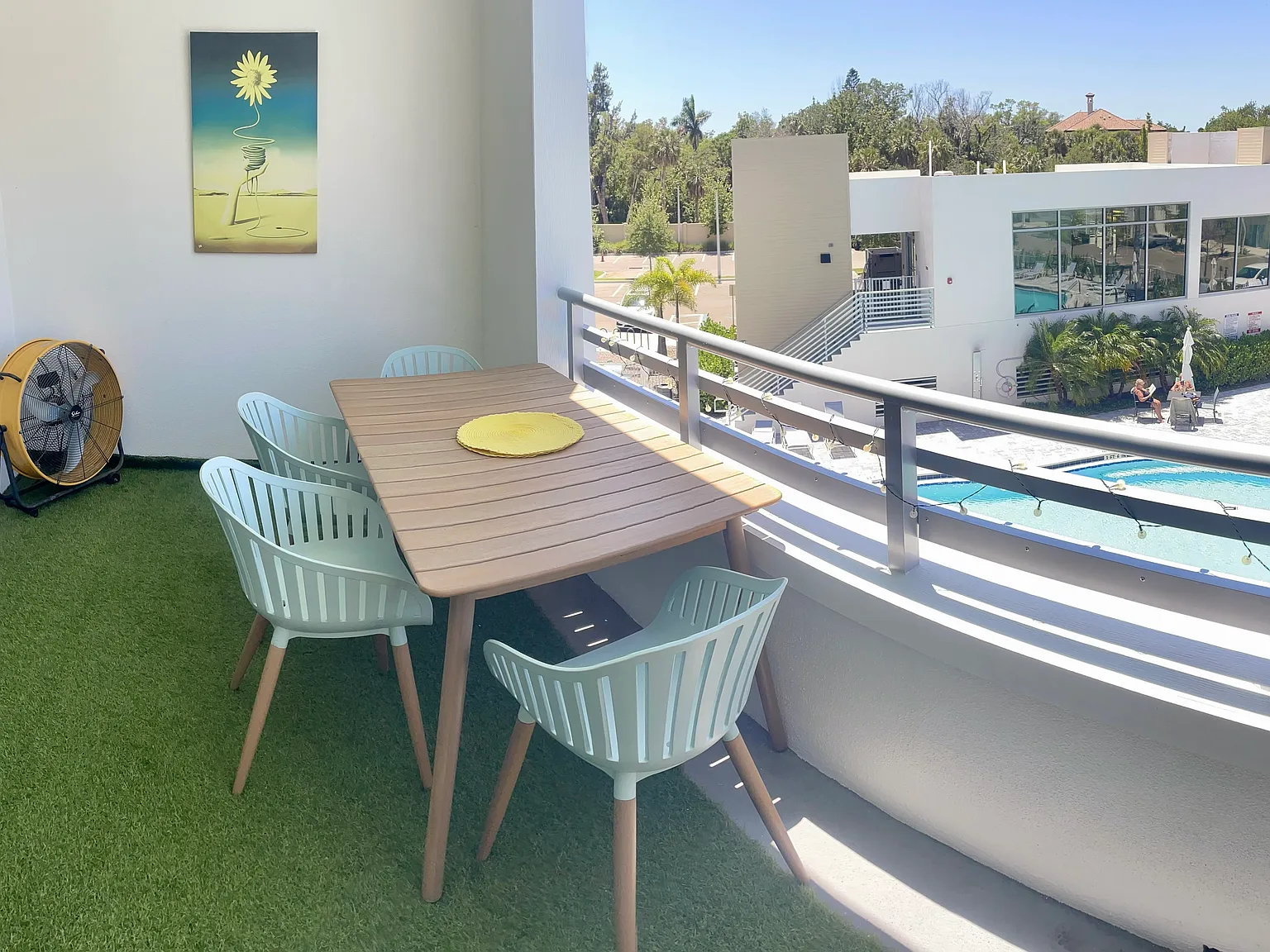 1 bed, 1.5 bath, 980 sqft, $2,490 — Photo 3