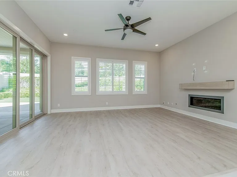 125 Turnstone — Photo 9