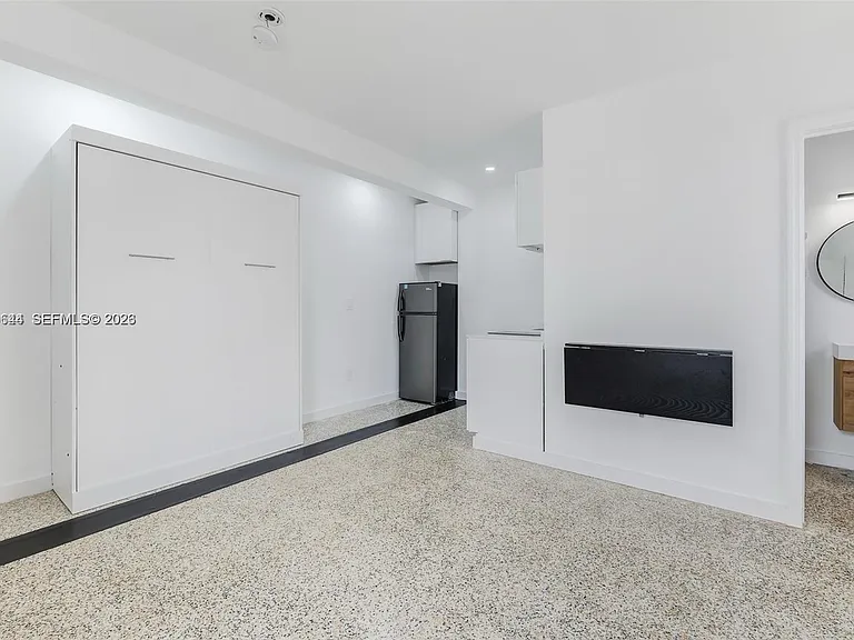 415 75th St #4A — Photo 3