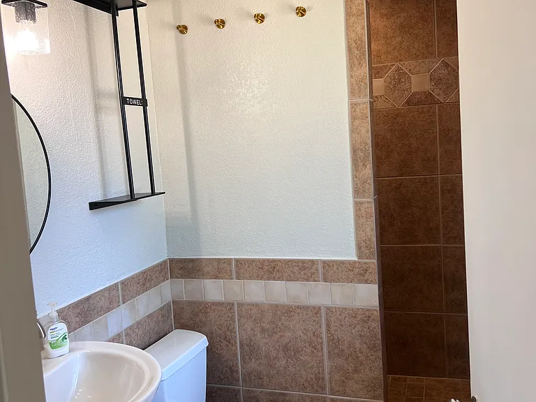3015 E Desert Cove Ave — Photo 21