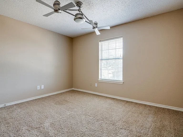 8216 Rincon St — Photo 16
