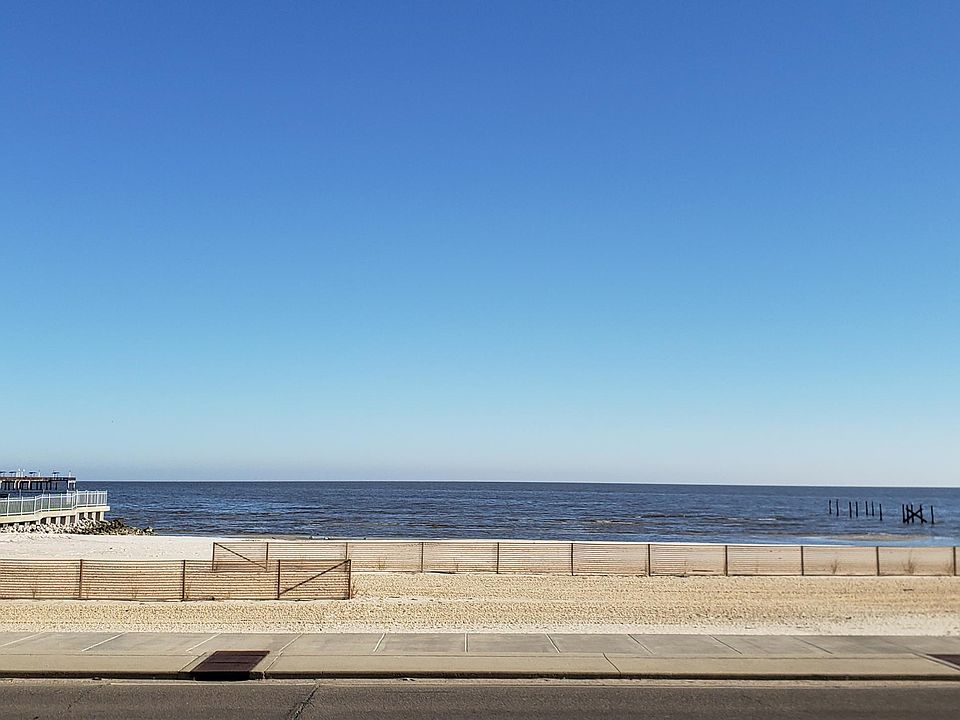 1st image of 102 S Beach Blvd