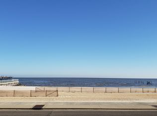 102 S Beach Blvd, Waveland, MS 39576