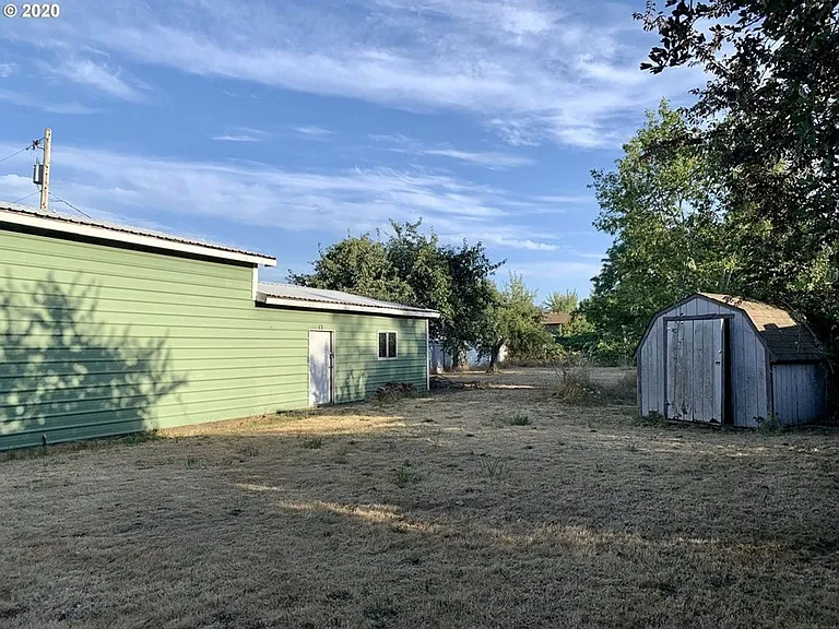 101 D St — Photo 3