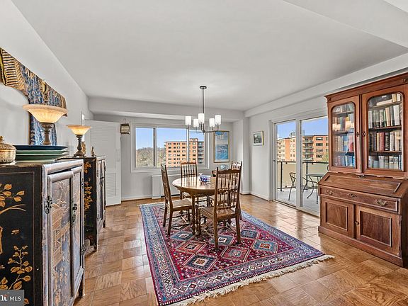 4th image of 4201 Cathedral Ave NW APT 1124