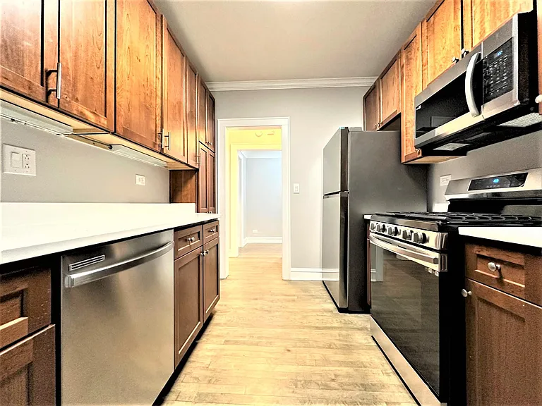 1352 W Carmen Ave #1N — Photo 20